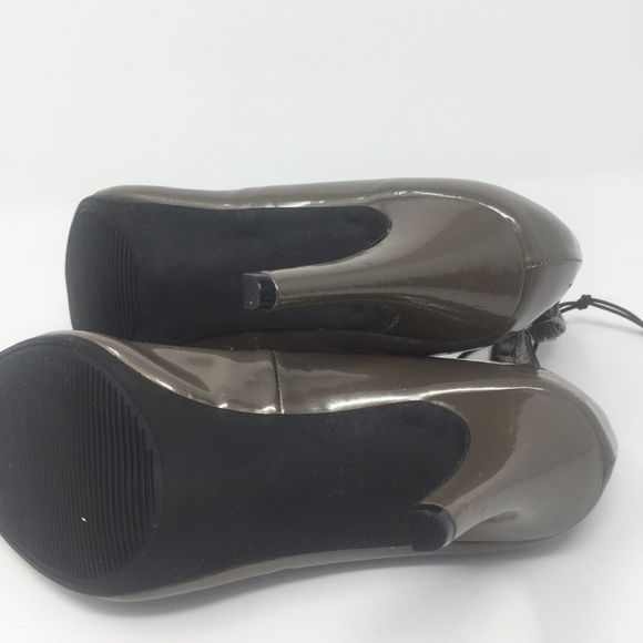 Women's Sz 8 Steve Madden Heels New - Picture 4 of 5